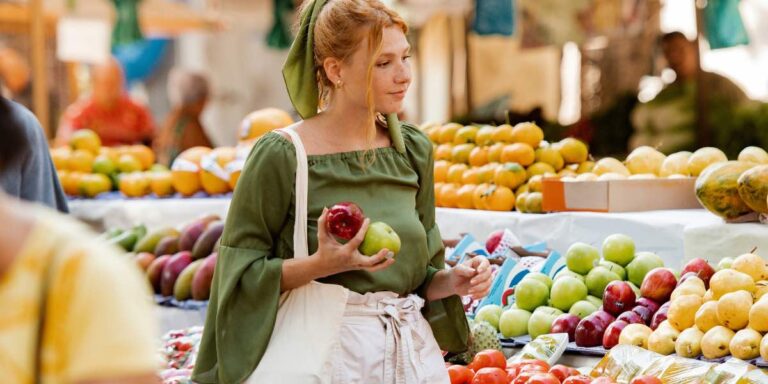 Exploring Seasonal Produce at Denver's Farmers Markets Year-Round -